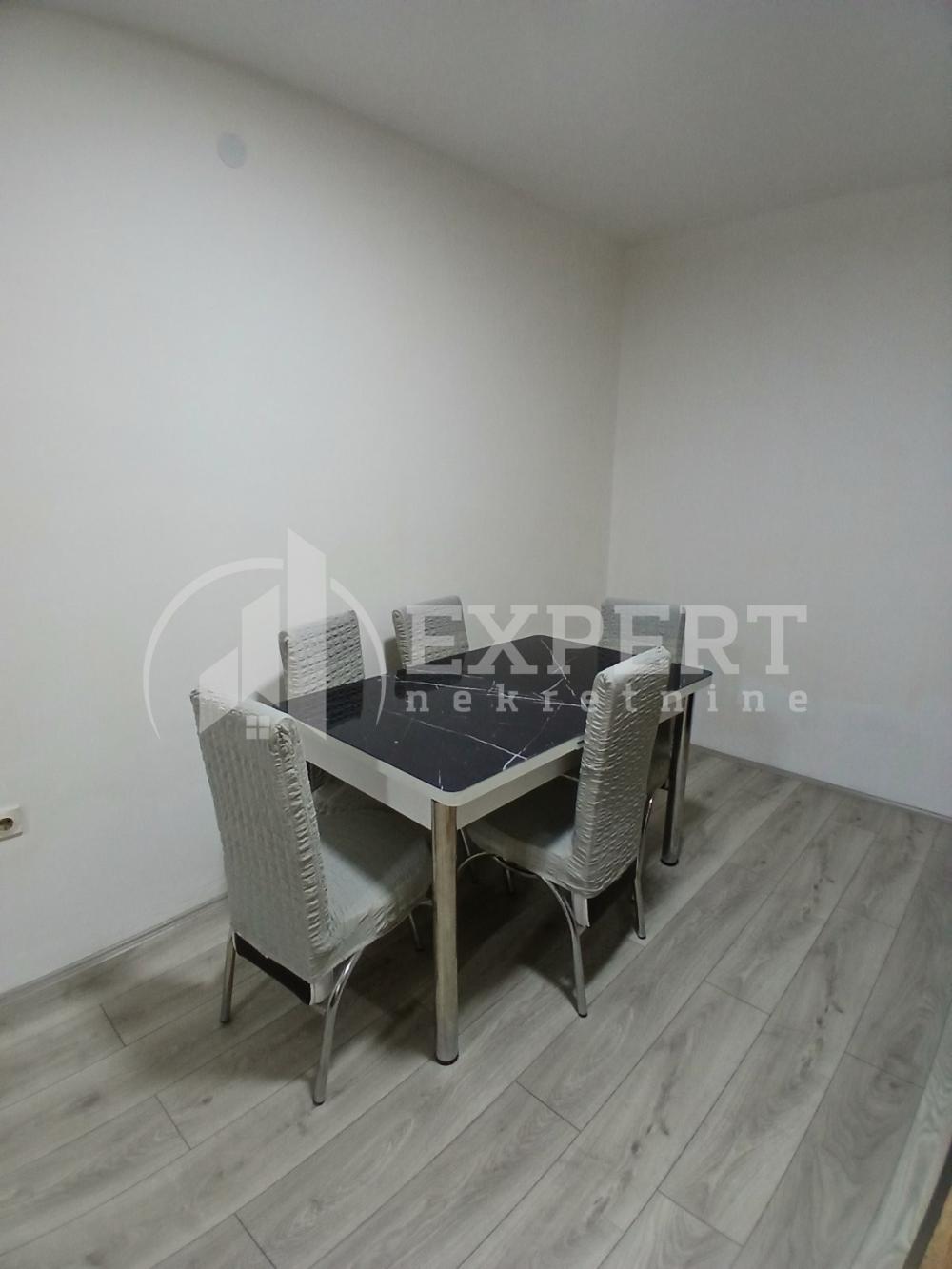 Slika 2 - Mokranjčeva, Četvorosoban stan za izdavanje, 43m2, 240€