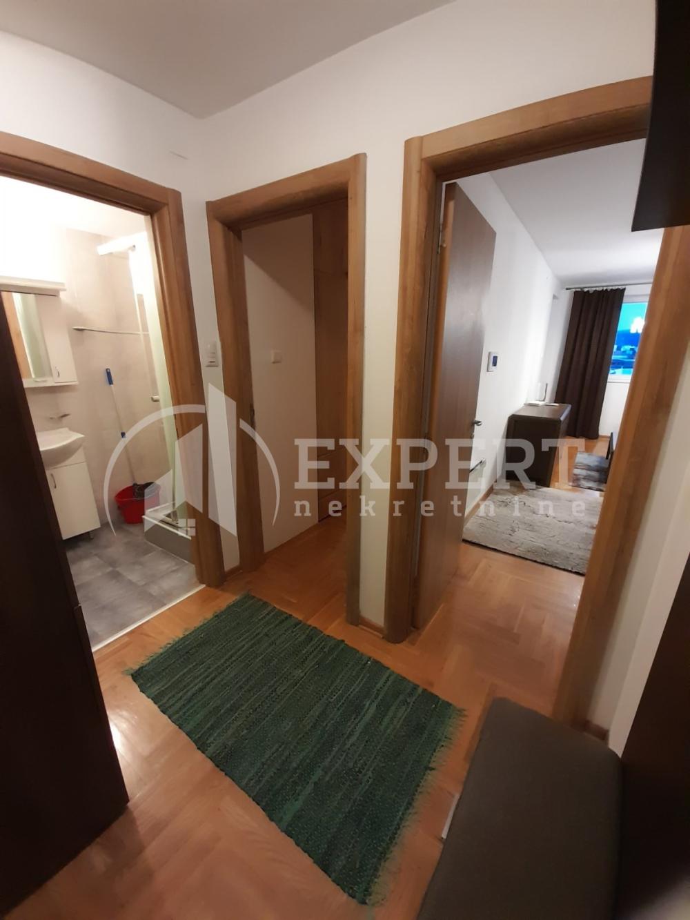 Slika 9 - Cara Dušana, Jednoiposoban stan za izdavanje, 42m2, 400€