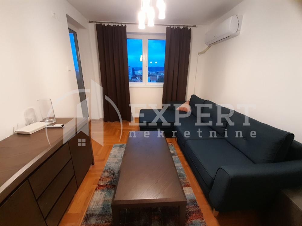 Slika 6 - Cara Dušana, Jednoiposoban stan za izdavanje, 42m2, 400€