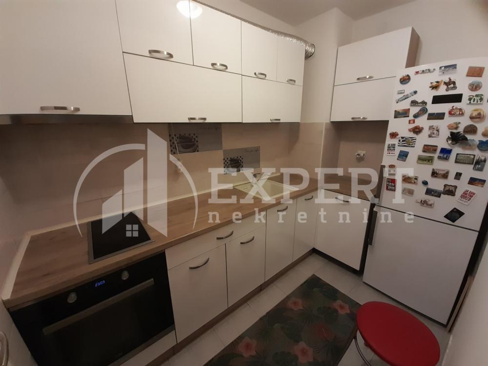 Slika 8 - Cara Dušana, Jednoiposoban stan za izdavanje, 42m2, 400€