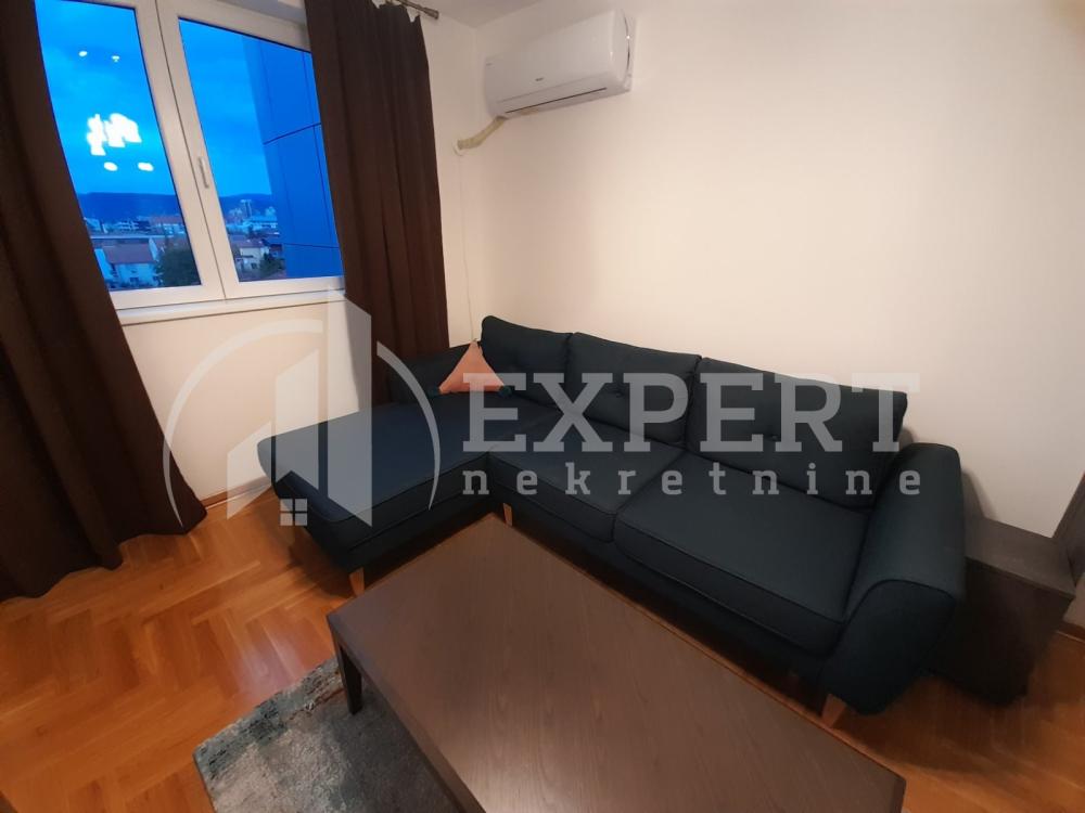 Slika 3 - Cara Dušana, Jednoiposoban stan za izdavanje, 42m2, 400€