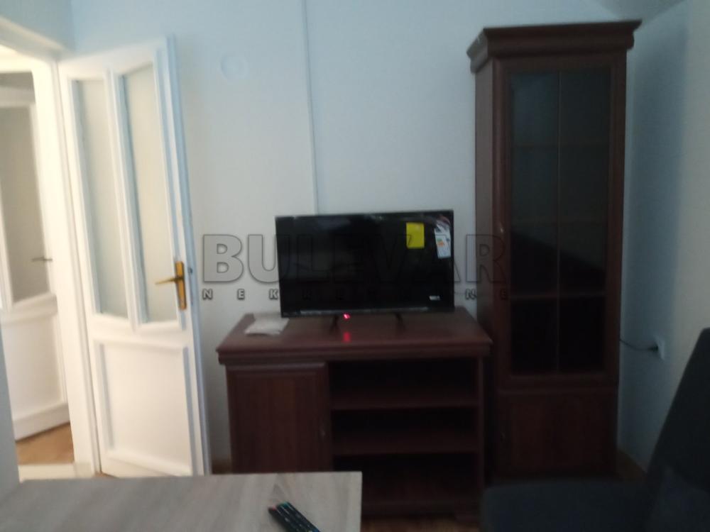 Slika 1 - Sretena Stefanovića, Jednosoban stan za izdavanje, 40m2, 380€