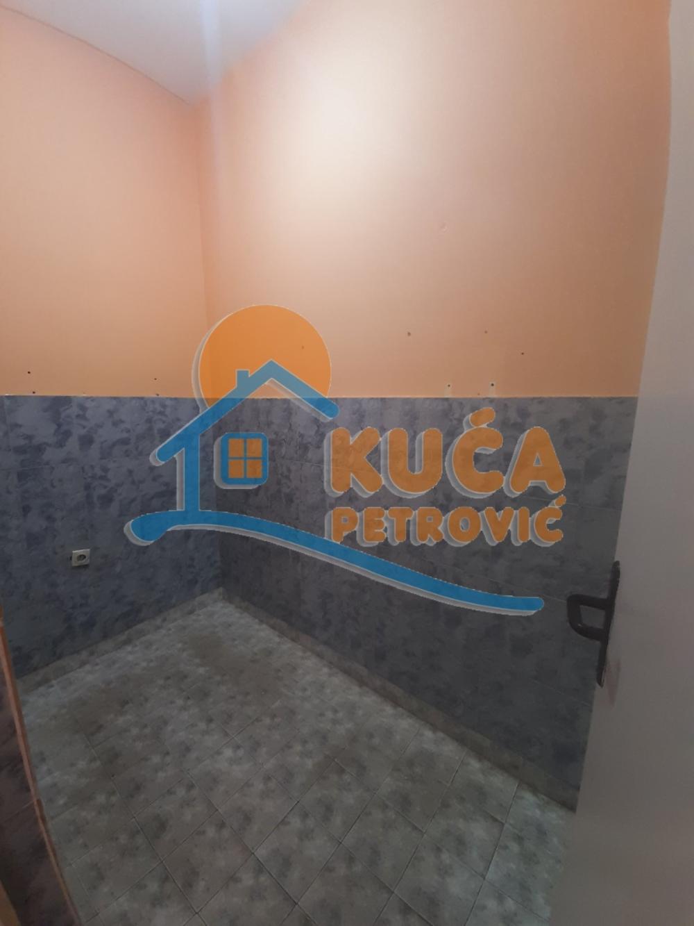 Slika 3 - Jeremije Živanovića,  Lokal za izdavanje, 16m2, 100€