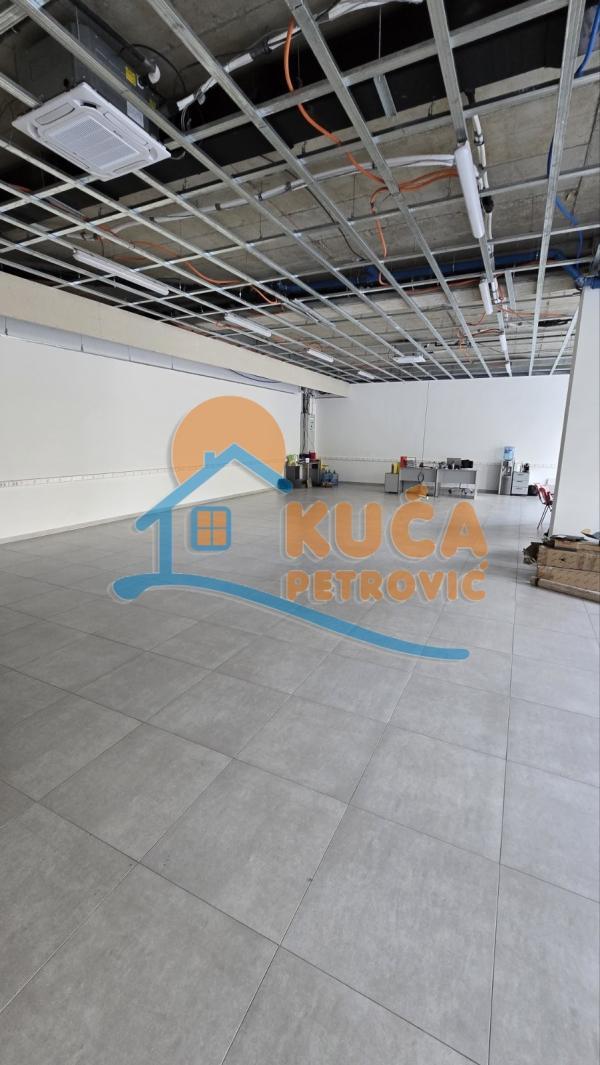 Glavna slika -Blagoja Parovića,  Lokal za izdavanje, 207m2, 3.700€