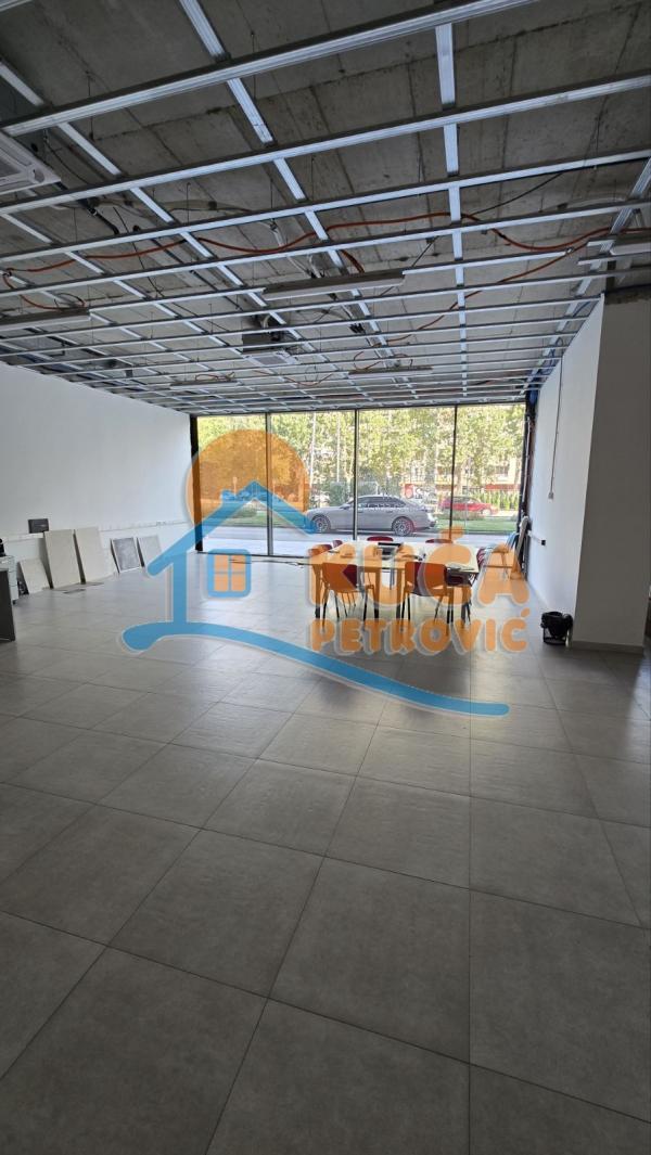 Slika 1 - Blagoja Parovića,  Lokal za izdavanje, 207m2, 3.700€