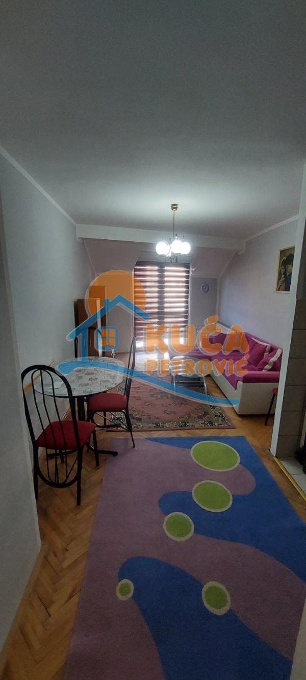 Slika 4 - 7. jula, Jednoiposoban stan za izdavanje, 49m2, 300€