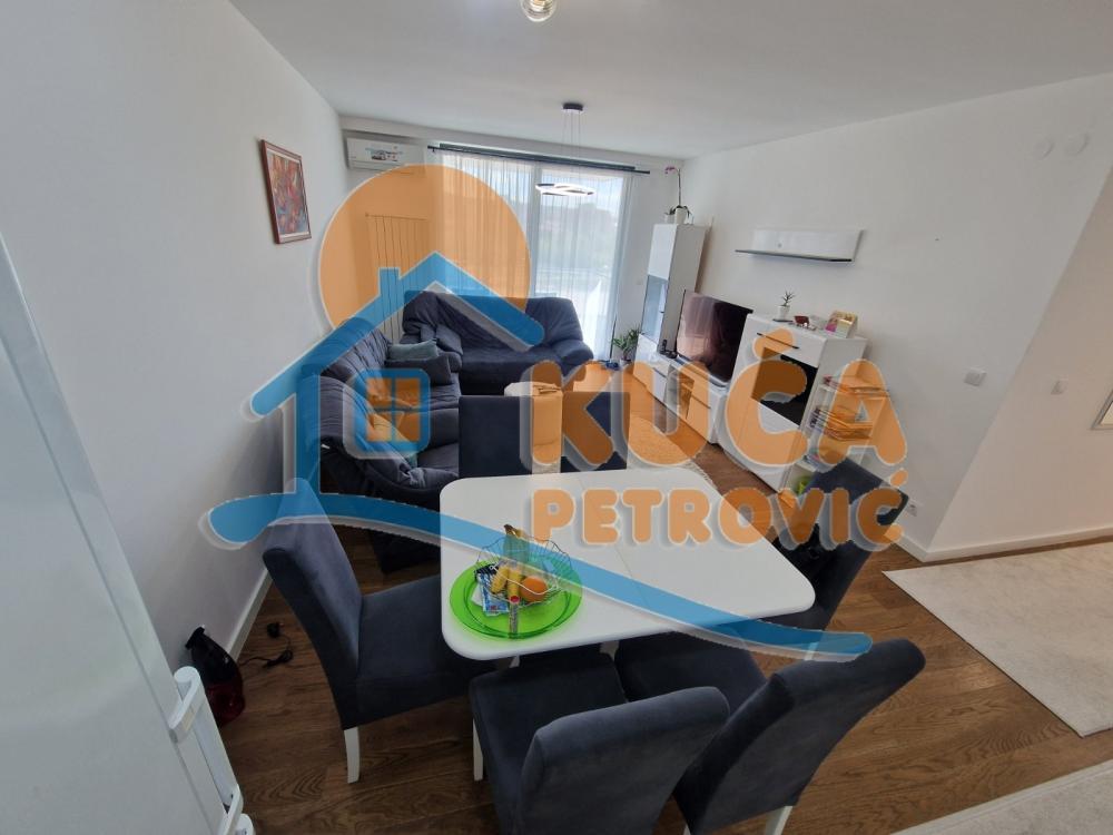 Glavna slika -Blagoja Parovića, Trosoban stan za izdavanje, 81m2, 750€