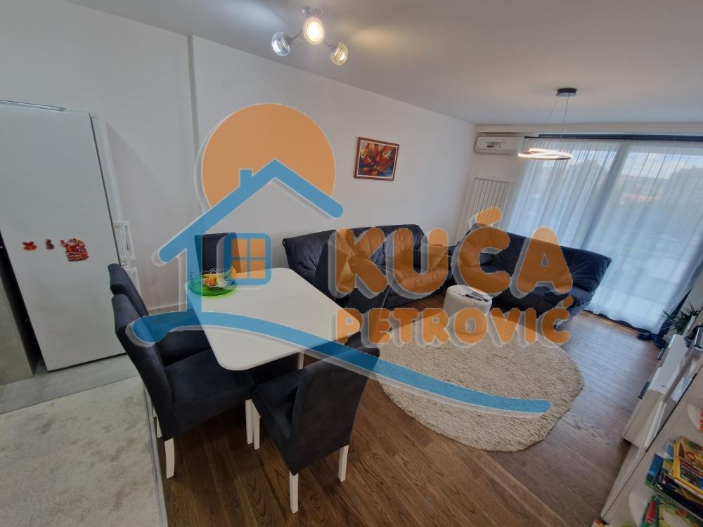Slika 1 - Blagoja Parovića, Trosoban stan za izdavanje, 81m2, 750€
