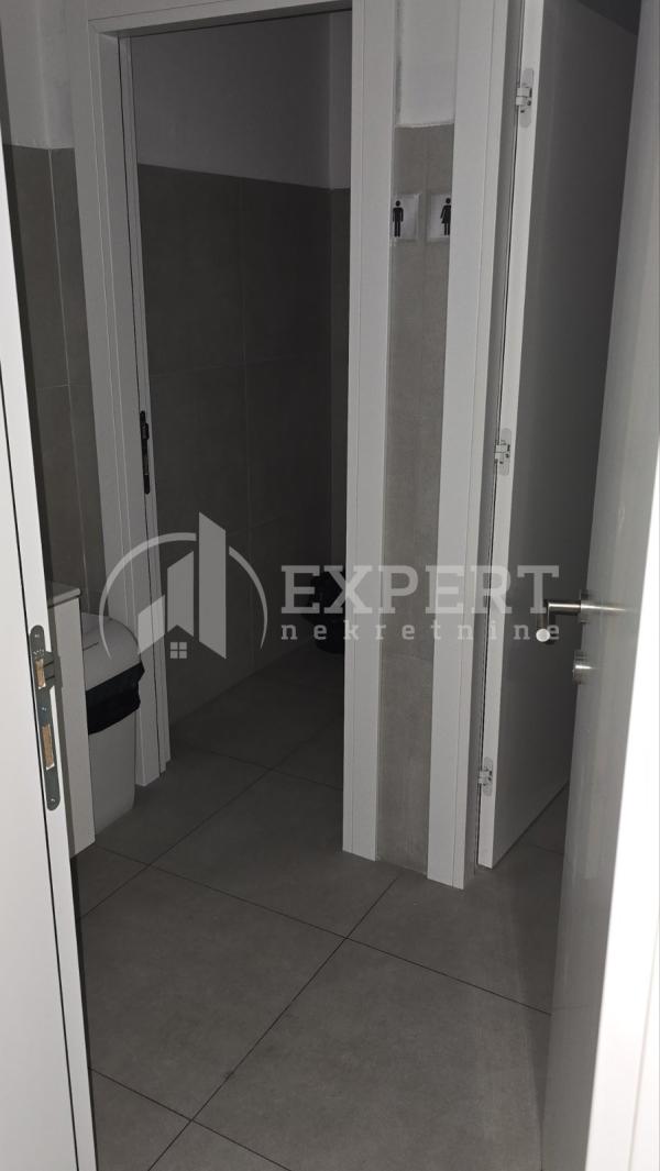 Slika 5 - Blagoja Parovića,  Lokal za izdavanje, 207m2, 3.700€