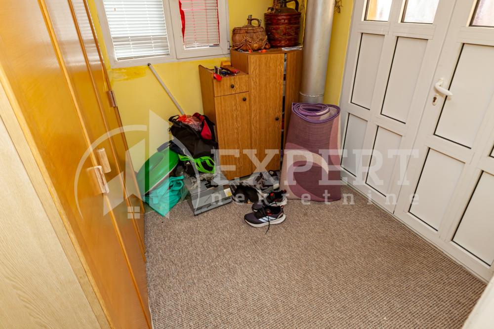 Slika 6 - Đorđa Krstića,  Kuća na prodaju, 188m2, 150.000€