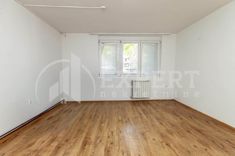 Slika 8 - Jovana Ristića, Trosoban stan na prodaju, 73m2, 143.000€