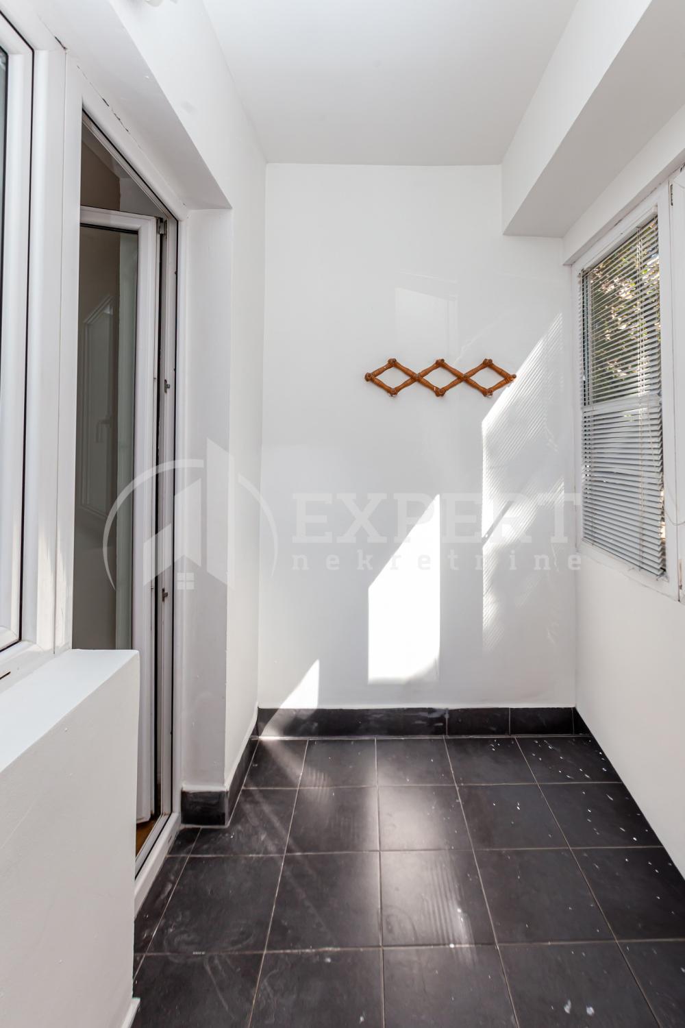 Slika 11 - Jovana Ristića, Trosoban stan na prodaju, 73m2, 143.000€