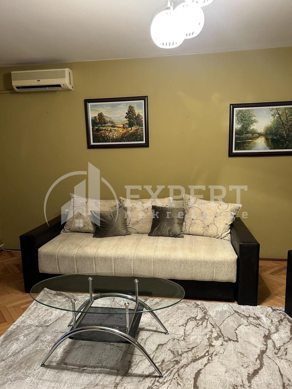 Slika 1 - Generala Milojka Lešjanina, Trosoban stan na prodaju, 78m2, 161.000€