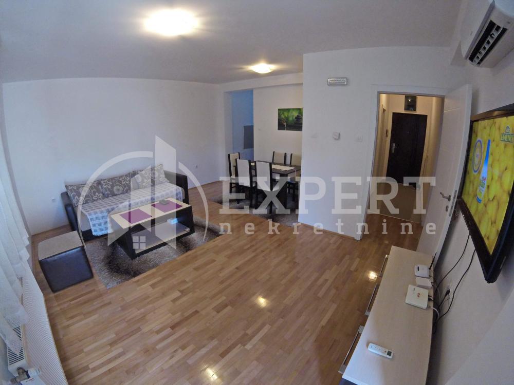 Glavna slika -Jelene Dimitrijević, Jednoiposoban stan za izdavanje, 50m2, 380€