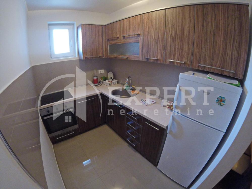 Slika 4 - Jelene Dimitrijević, Jednoiposoban stan za izdavanje, 50m2, 380€