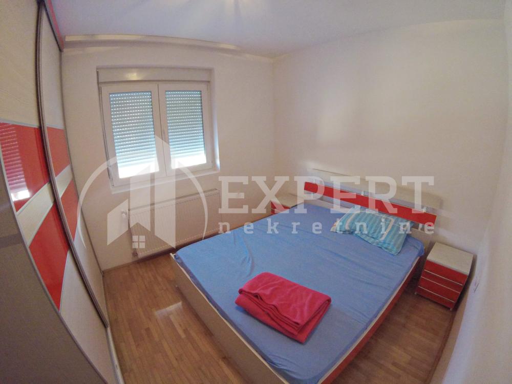 Slika 6 - Jelene Dimitrijević, Jednoiposoban stan za izdavanje, 50m2, 380€