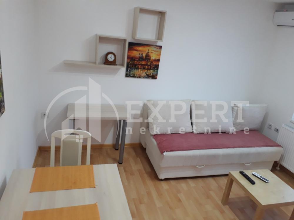 Glavna slika -2. srpskog ustanka, Jednoiposoban stan za izdavanje, 41m2, 330€