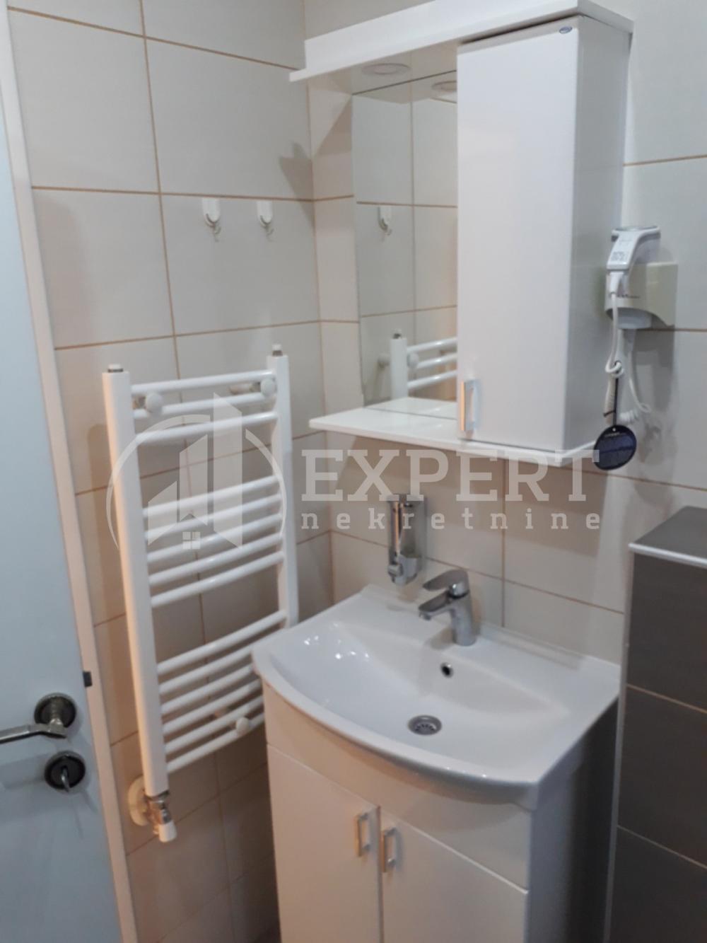 Slika 10 - 2. srpskog ustanka, Jednoiposoban stan za izdavanje, 41m2, 330€