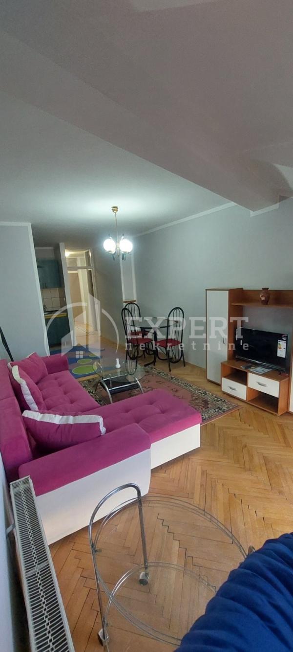 Slika 2 - 7. jula, Jednoiposoban stan za izdavanje, 49m2, 300€