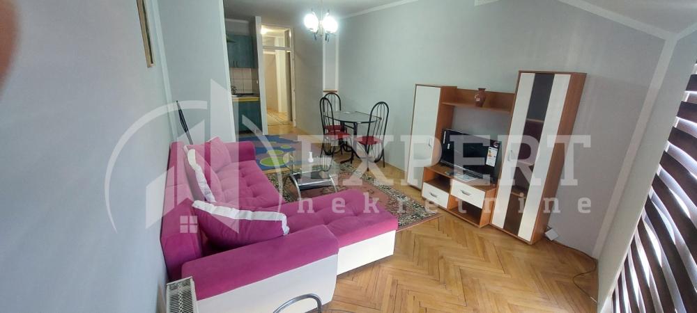 Slika 1 - 7. jula, Jednoiposoban stan za izdavanje, 49m2, 300€