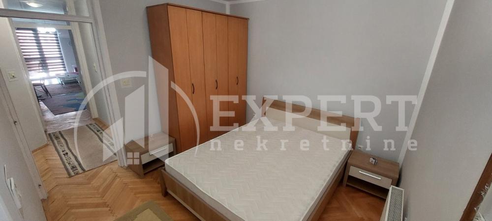 Slika 9 - 7. jula, Jednoiposoban stan za izdavanje, 49m2, 300€