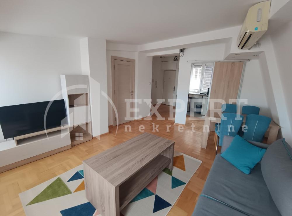 Slika 4 - Josifa Pančića, Jednoiposoban stan za izdavanje, 43m2, 350€