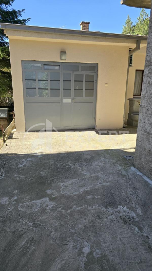 Slika 10 - Despota Djurdja,  Kuća za izdavanje, 40m2, 270€