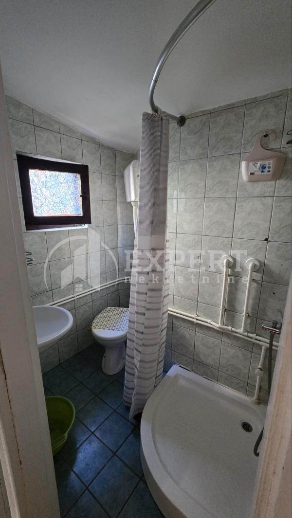 Slika 5 - Cara Dušana,  Kuća za izdavanje, 20m2, 200€