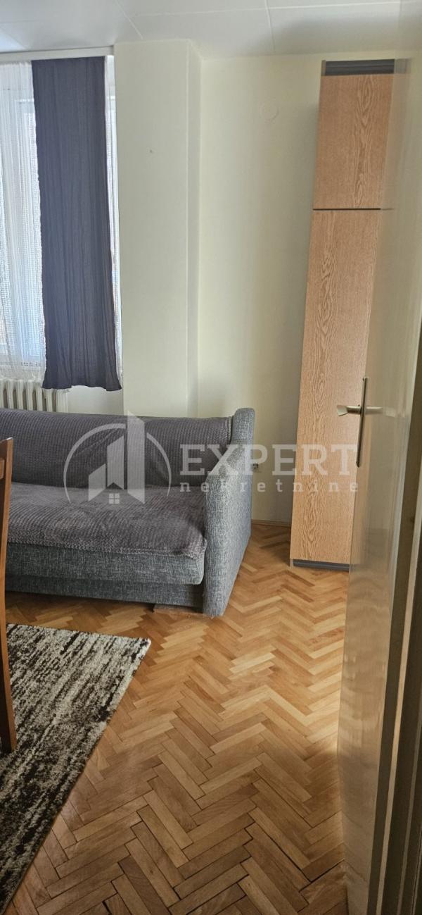 Slika 10 - Bulevar Nemanjića, Jednoiposoban stan za izdavanje, 43m2, 300€