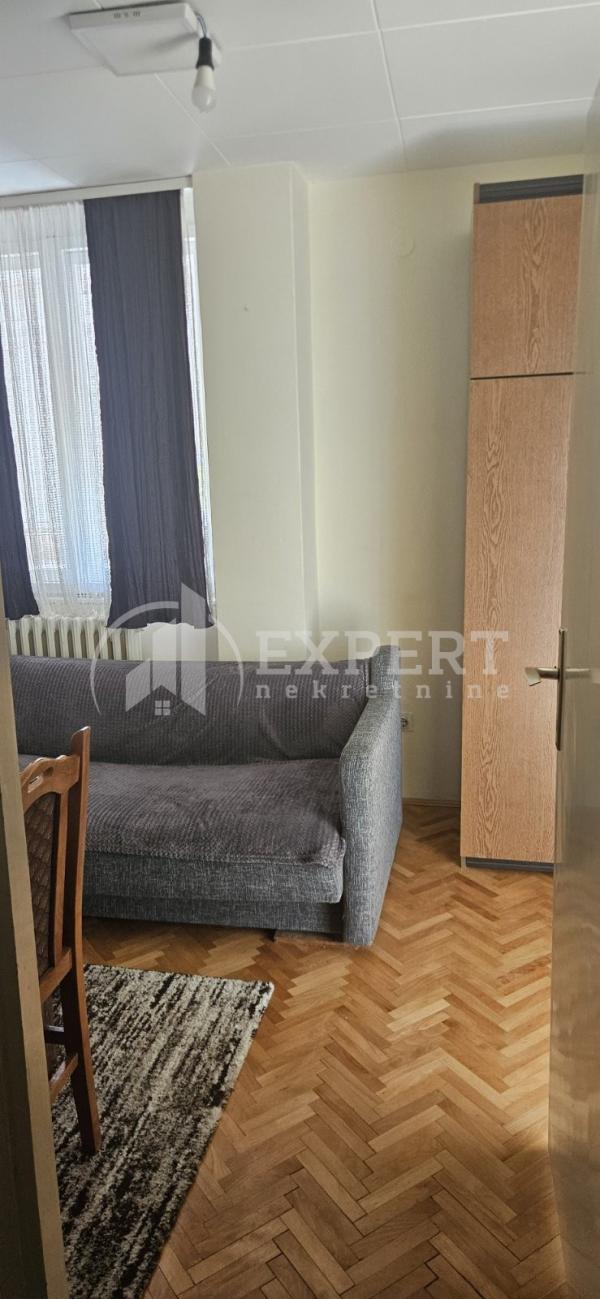 Slika 8 - Bulevar Nemanjića, Jednoiposoban stan za izdavanje, 43m2, 300€