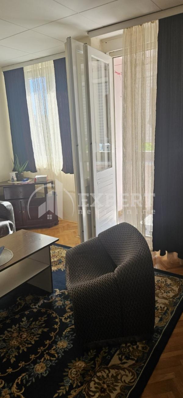 Slika 1 - Bulevar Nemanjića, Jednoiposoban stan za izdavanje, 43m2, 300€