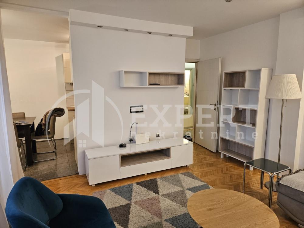 Slika 2 - Branka Krsmanovića, Dvosoban stan za izdavanje, 55m2, 450€