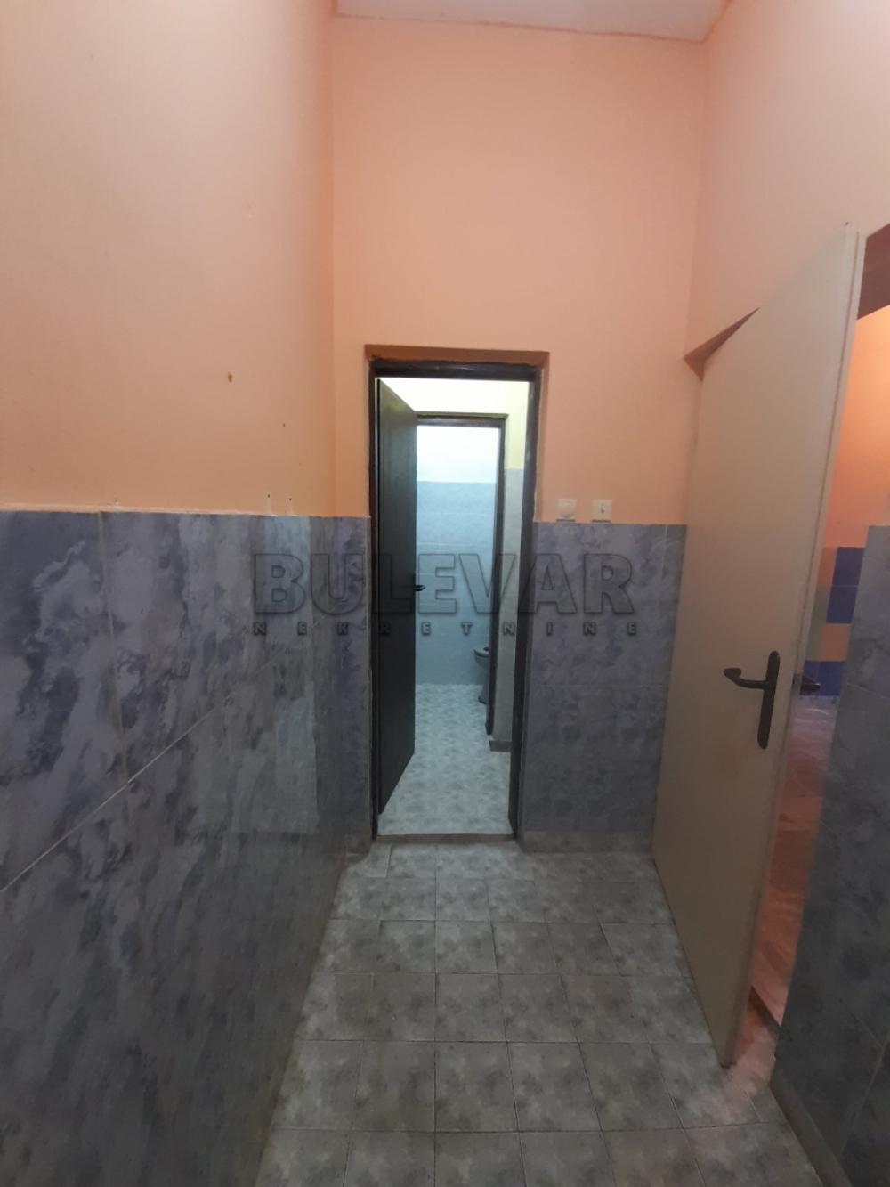 Slika 4 - Jeremije Živanovića,  Lokal za izdavanje, 16m2, 100€