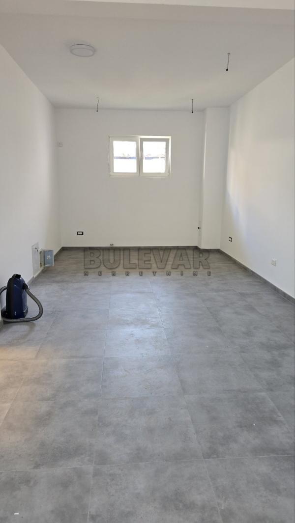 Slika 3 - Lole Ribara,  Lokal za izdavanje, 40m2, 500€