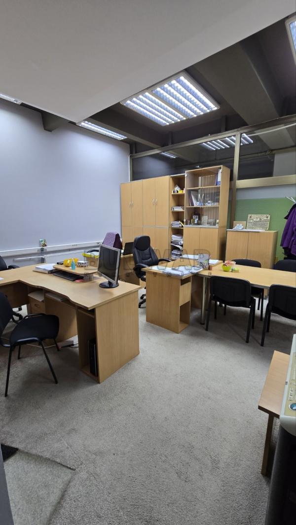 Slika 2 - Bulevar Nemanjića,  Lokal za izdavanje, 37m2, 350€