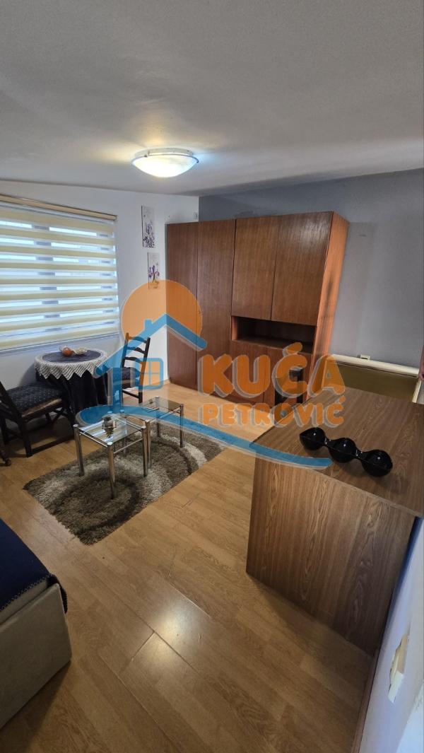 Slika 2 - Cara Dušana,  Kuća za izdavanje, 20m2, 200€