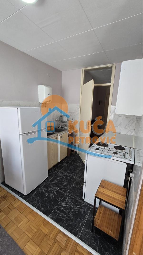 Slika 5 - Bulevar Nemanjića, Dvosoban stan za izdavanje, 52m2, 380€