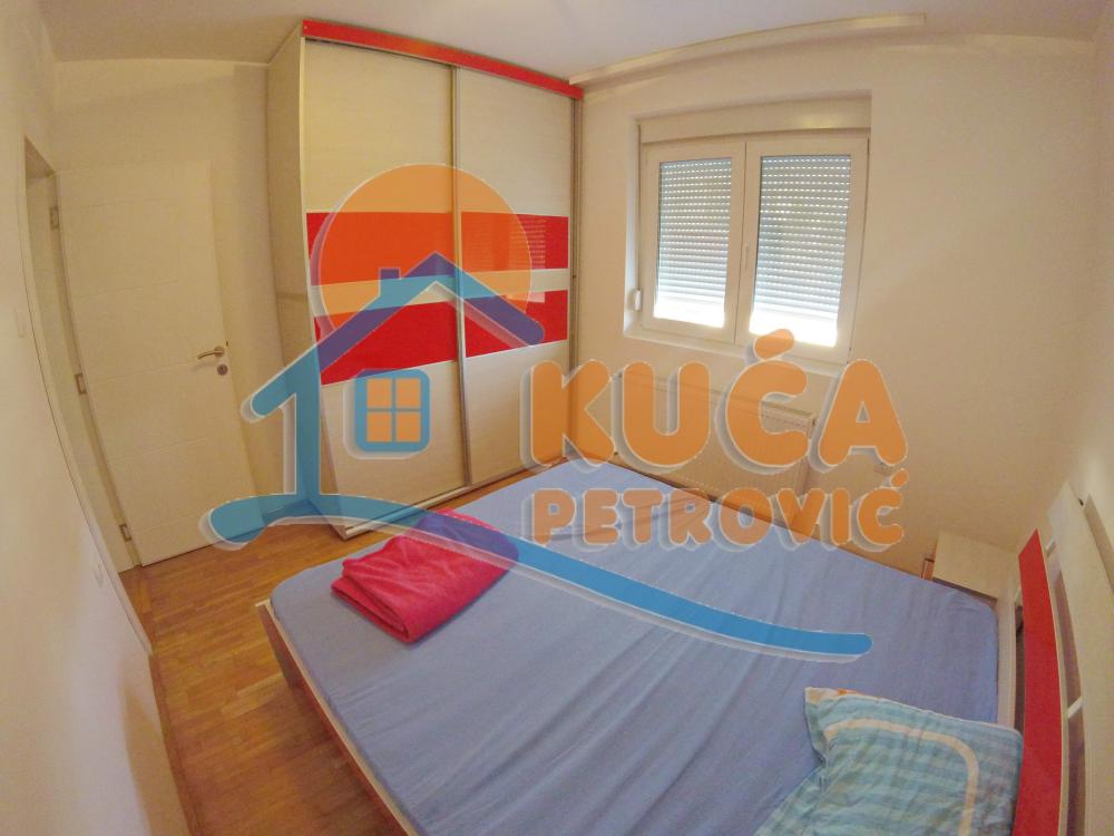 Slika 7 - Jelene Dimitrijević, Jednoiposoban stan za izdavanje, 50m2, 380€