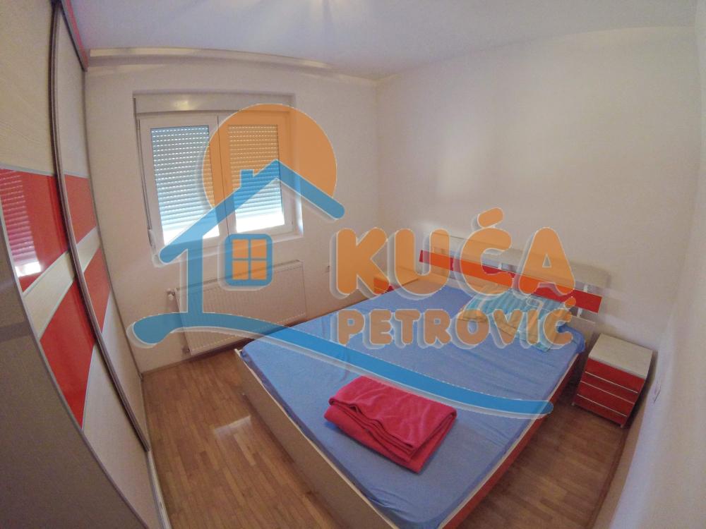 Slika 6 - Jelene Dimitrijević, Jednoiposoban stan za izdavanje, 50m2, 380€