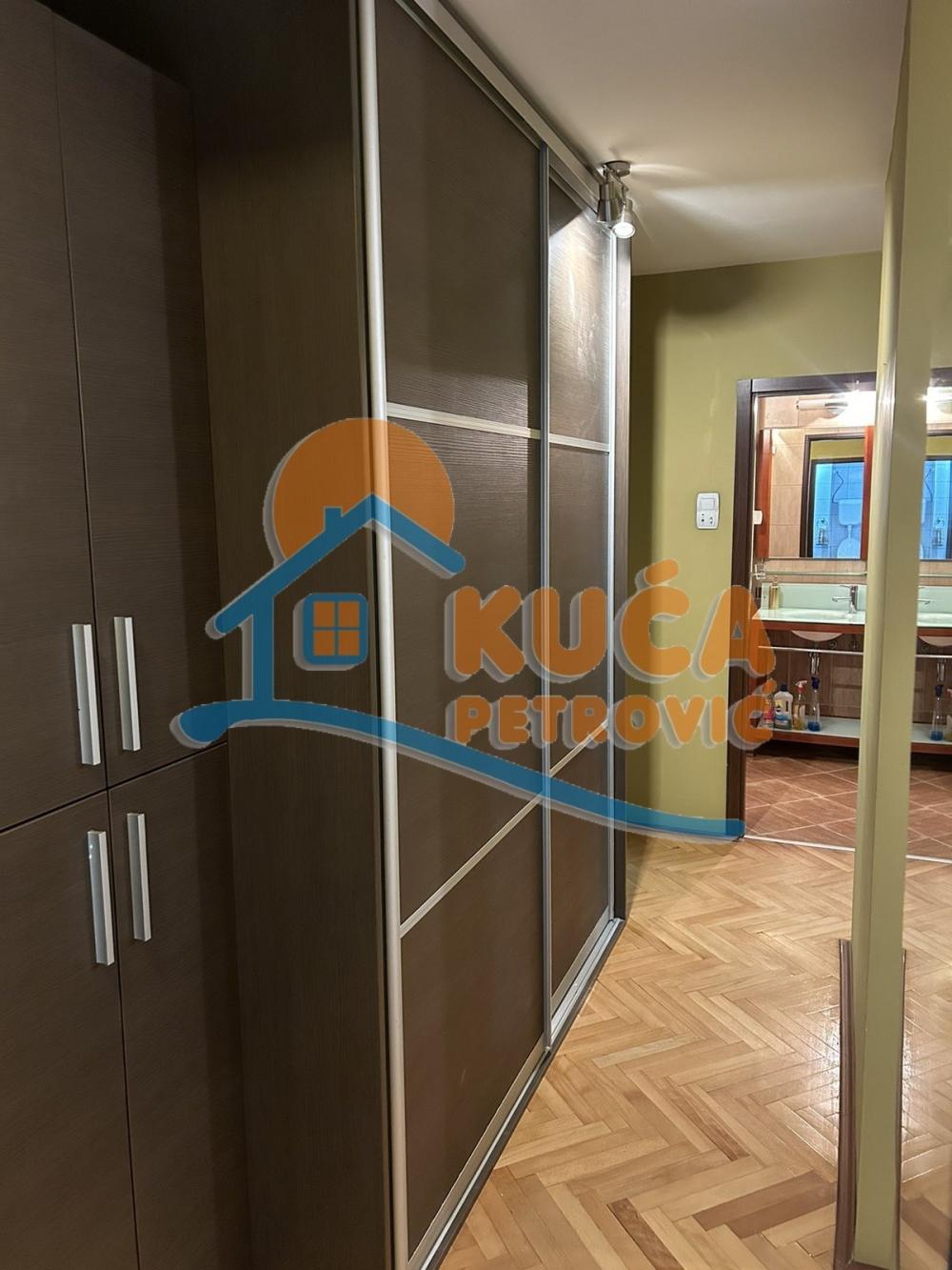 Slika 3 - Generala Milojka Lešjanina, Trosoban stan na prodaju, 78m2, 161.000€