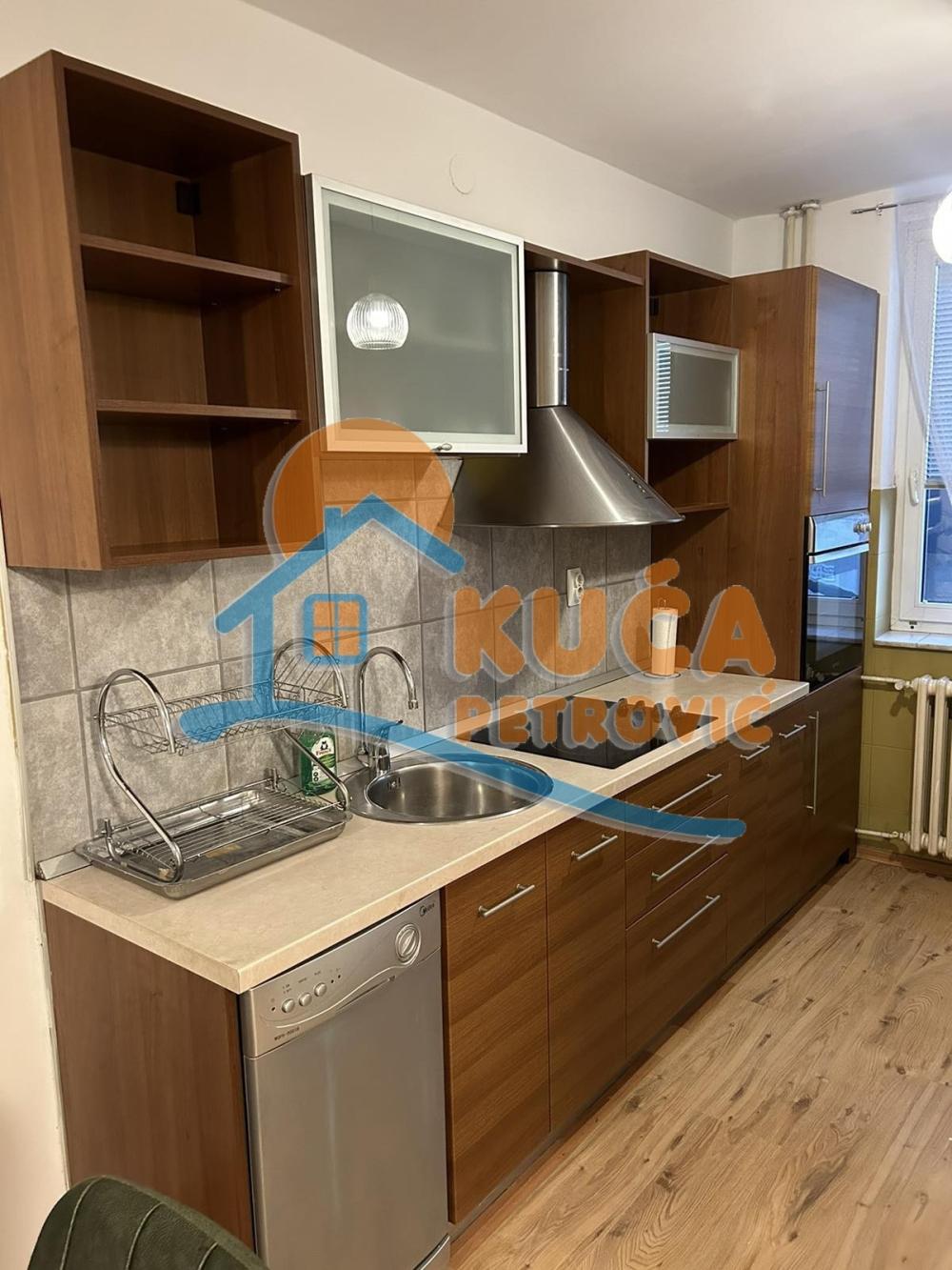 Slika 10 - Generala Milojka Lešjanina, Trosoban stan na prodaju, 78m2, 161.000€