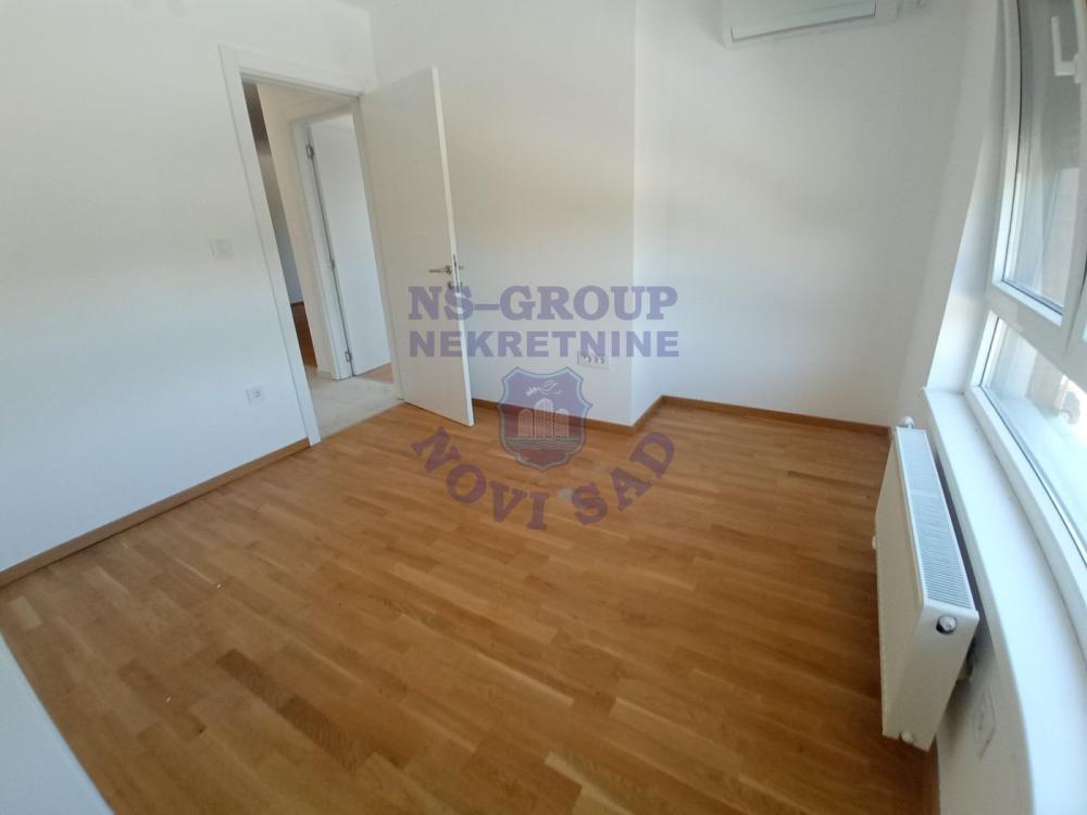 Glavna slika -Četvorosoban stan na prodaju, 88m2, 194.420€