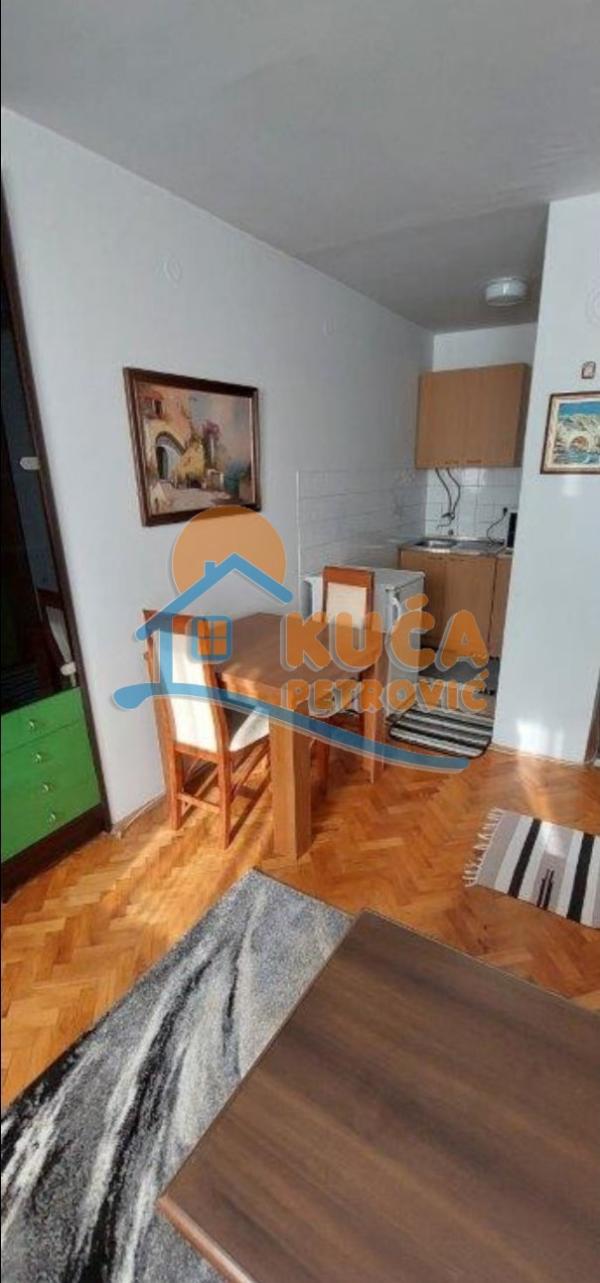Slika 2 - Vizantijski bulevar,  Stan za izdavanje, 28m2, 280€