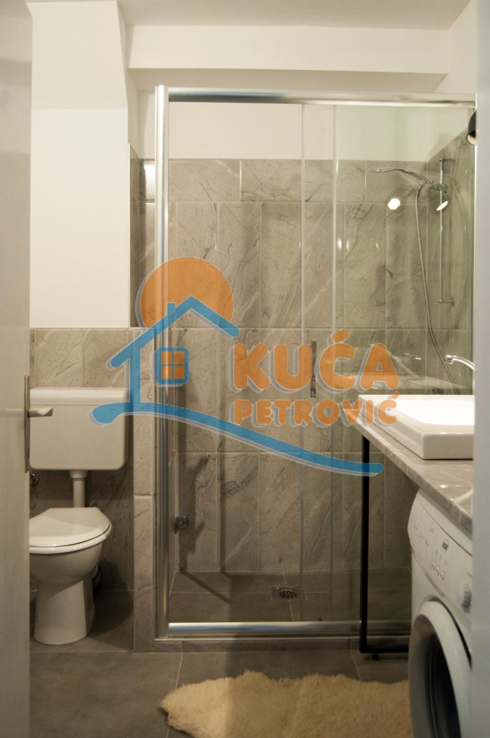 Slika 8 - Bulevar dr Zorana, Jednoiposoban stan za izdavanje, 46m2, 370€