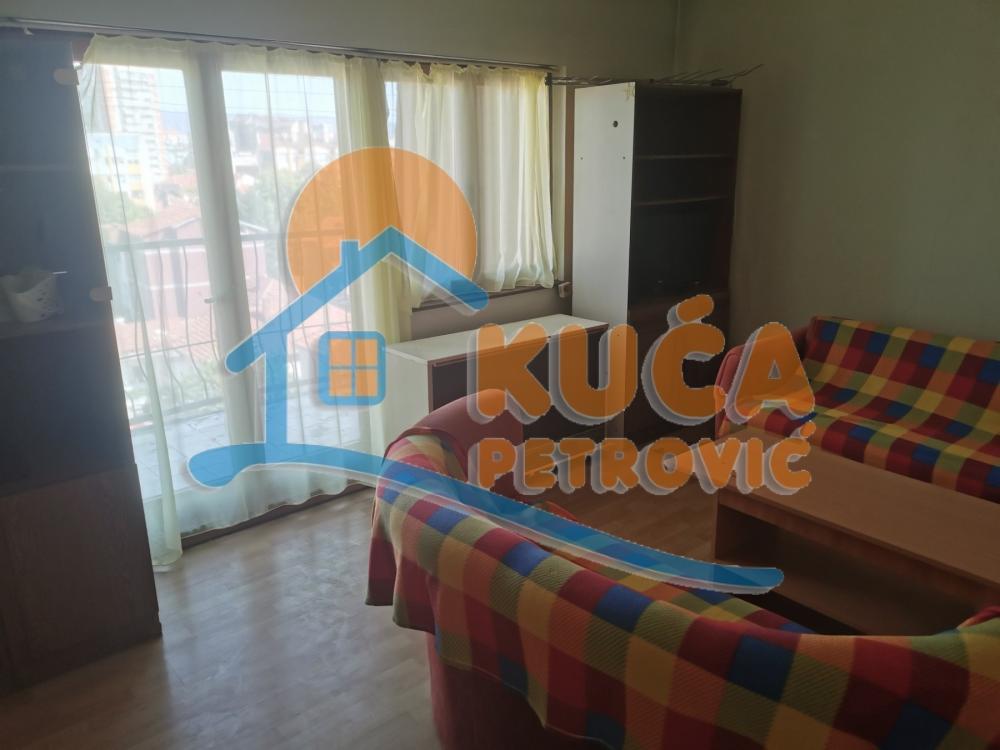 Slika 1 - Jovana Babunskog, Dvosoban stan za izdavanje, 54m2, 230€