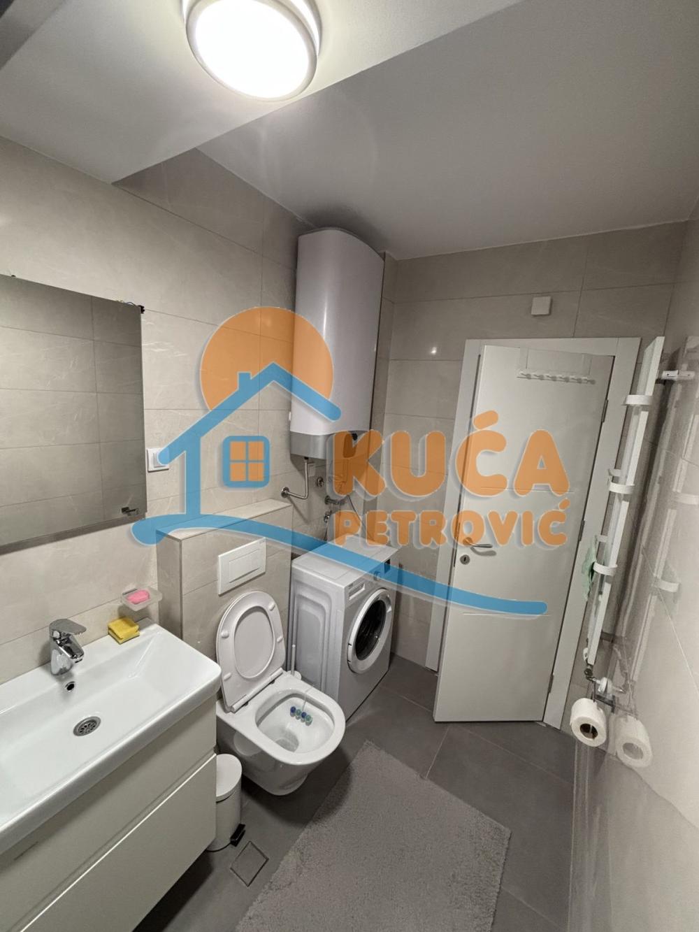 Slika 7 - Cara Dušana, Trosoban stan za izdavanje, 73m2, 600€