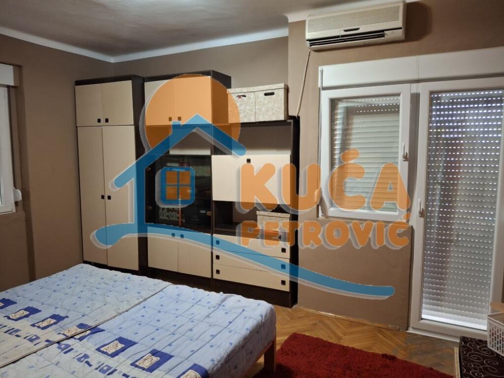 Slika 8 - Bulevar dr Zorana, Četvorosoban stan za izdavanje, 90m2, 500€