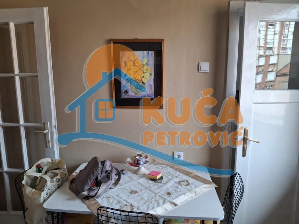 Slika 5 - Bulevar dr Zorana, Četvorosoban stan za izdavanje, 90m2, 500€
