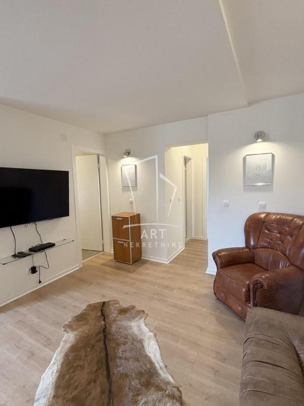 Slika 2 - Šafarikova, Dvosoban stan za izdavanje, 60m2, 700€