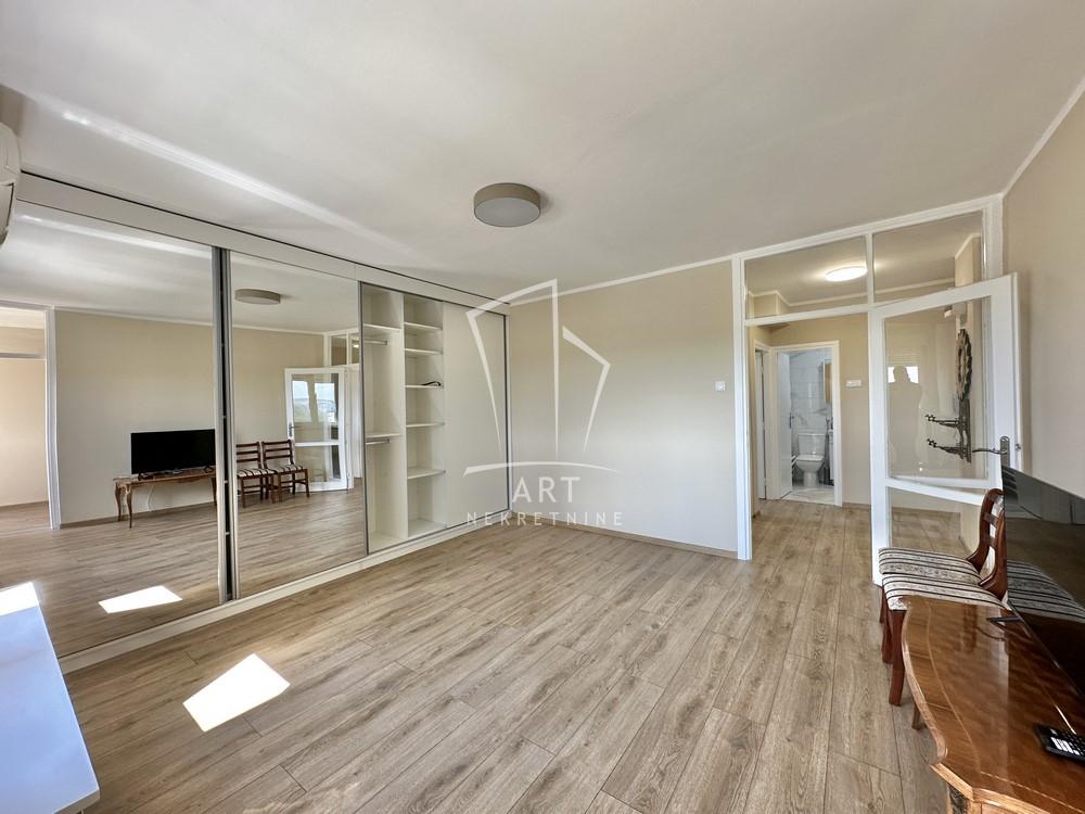 Slika 3 - Poručnika Spasića i Mašere, Dvosoban stan za izdavanje, 50m2, 490€